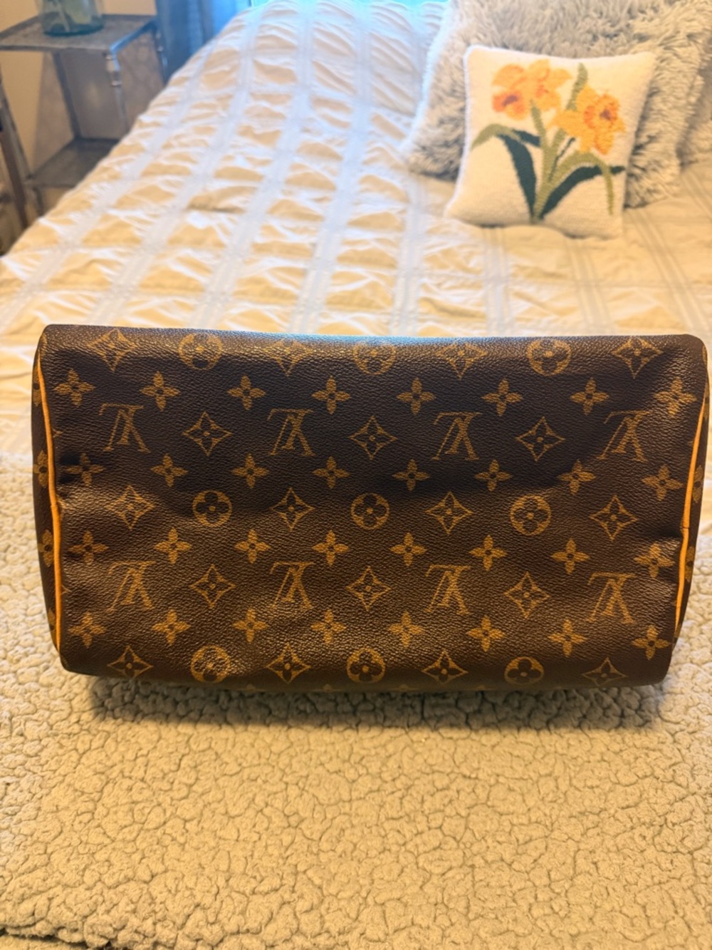 Louis Vuitton Monogram Speedy 25 - Picture 7 of 10